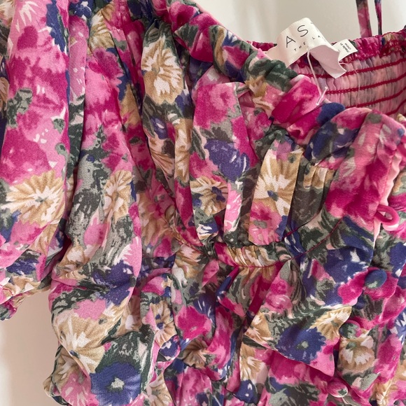 ASTR The Label Women's Pink and Purple Floral Blouse size LargeNWOT - Picture 2 of 10